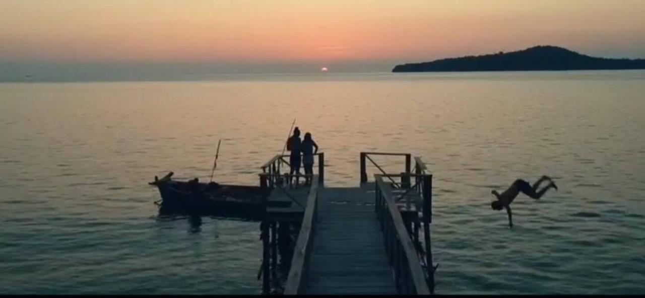 Naks Shack Hostel Koh Ta Kiev ภายนอก รูปภาพ