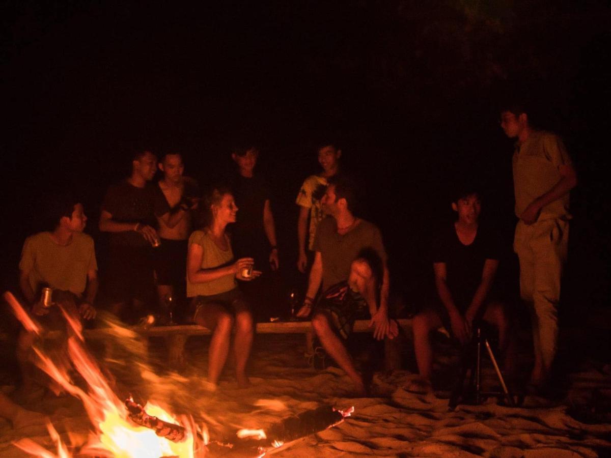 Naks Shack Hostel Koh Ta Kiev ภายนอก รูปภาพ