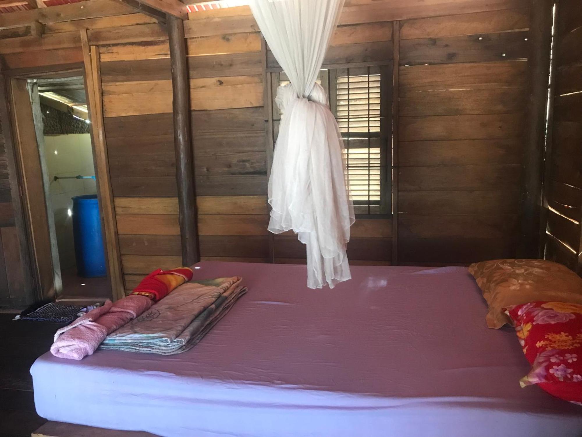 Naks Shack Hostel Koh Ta Kiev ภายนอก รูปภาพ